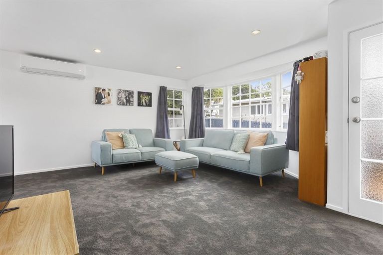 Photo of property in 8 Illana Place, Ranui, Auckland, 0612
