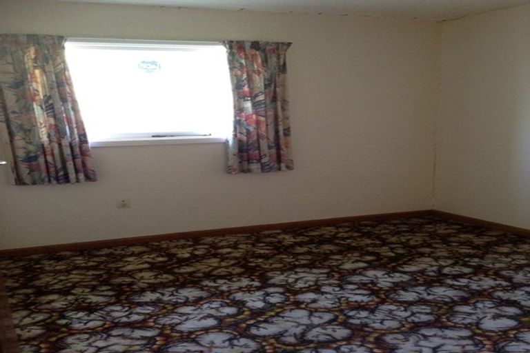 Photo of property in 2/33 Champion Street, Edgeware, Christchurch, 8013