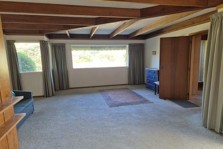 Photo of property in 39 Lucknow Terrace, Khandallah, Wellington, 6035