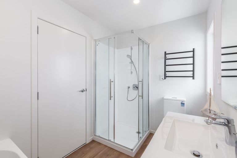 Photo of property in 12 Mana Avenue, Titahi Bay, Porirua, 5022