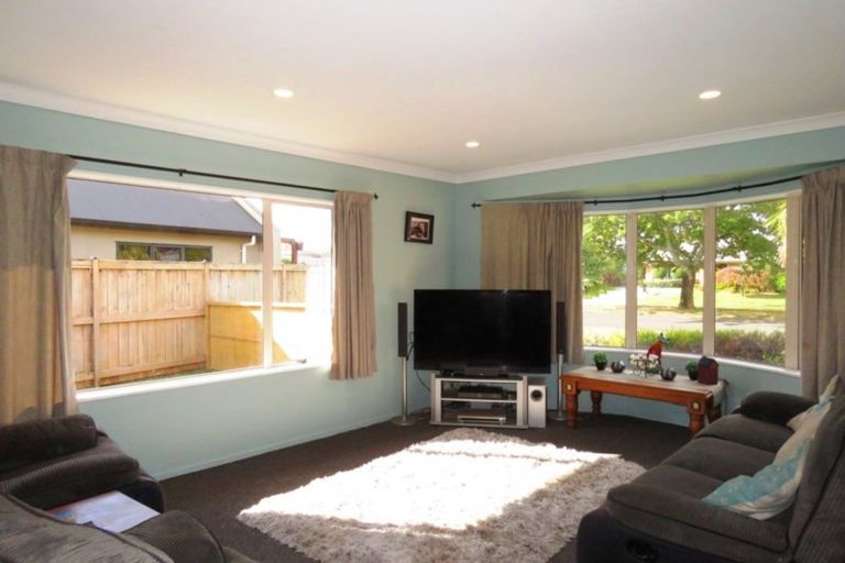 Photo of property in 15 Oaklands Drive, Cambridge, 3434