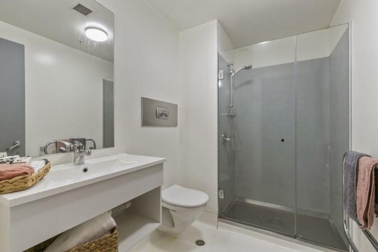 Photo of property in St Pauls Apartments, 73/43u Mulgrave Street, Thorndon, Wellington, 6011