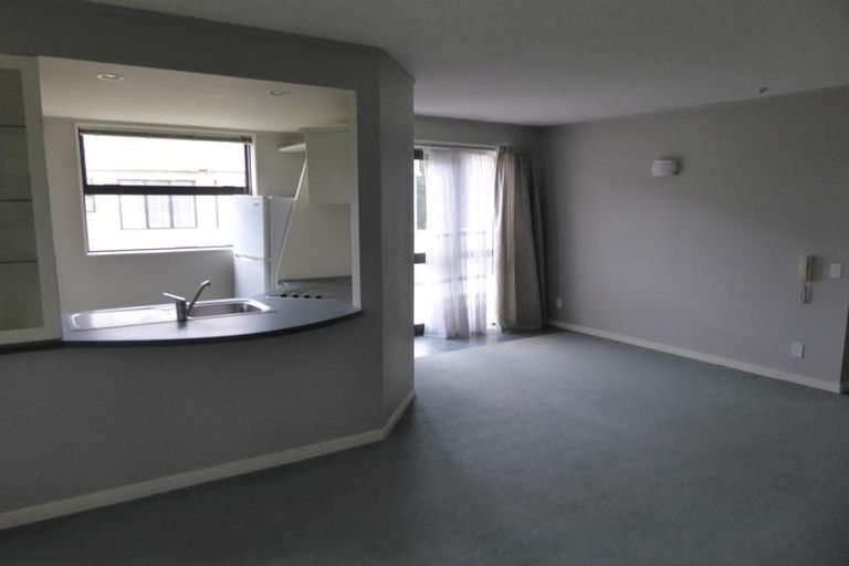 Photo of property in 566j Adelaide Road, Berhampore, Wellington, 6023