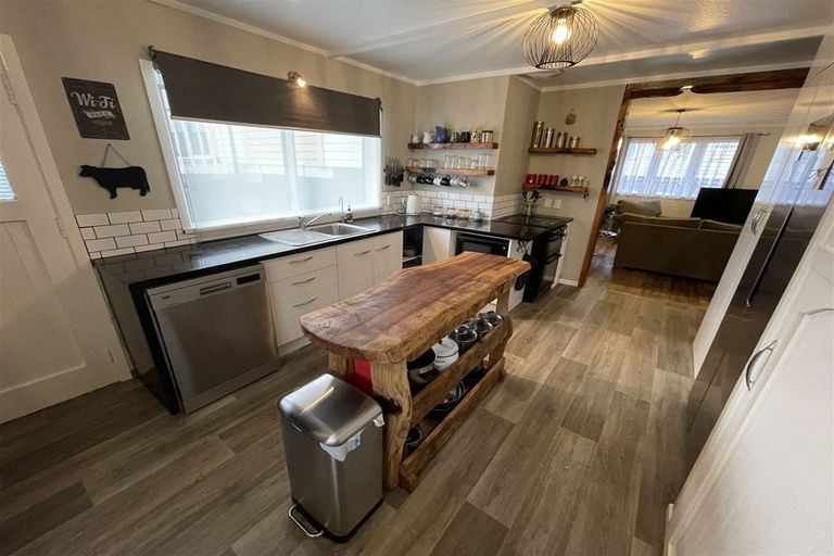 Photo of property in 10 Dee Street, Tokoroa, 3420