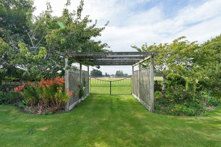 Photo of property in 44 Short Road, West Plains, Invercargill, 9874