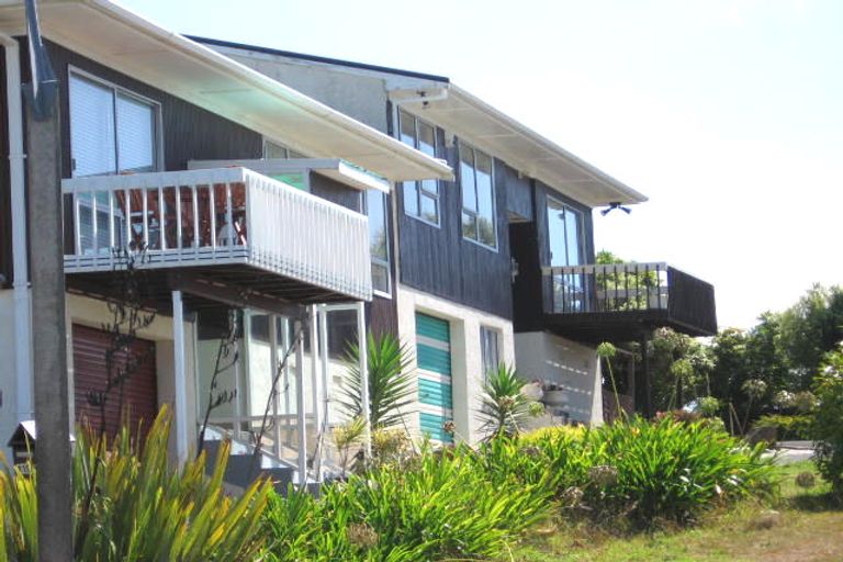 Photo of property in 1/119 Glamorgan Drive, Torbay, Auckland, 0630