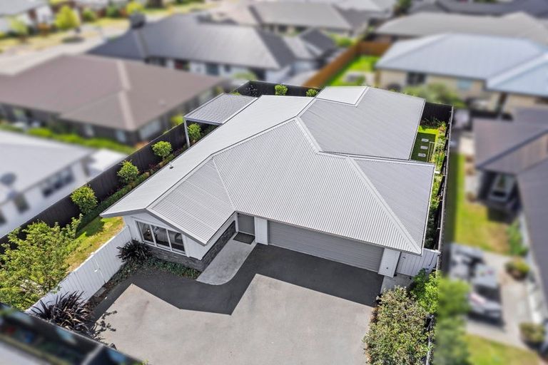 Photo of property in 5 Limbrick Close, Wigram, Christchurch, 8042