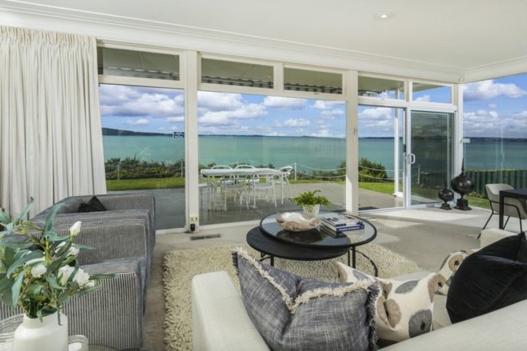 Photo of property in 116a Vauxhall Road, Narrow Neck, Auckland, 0624