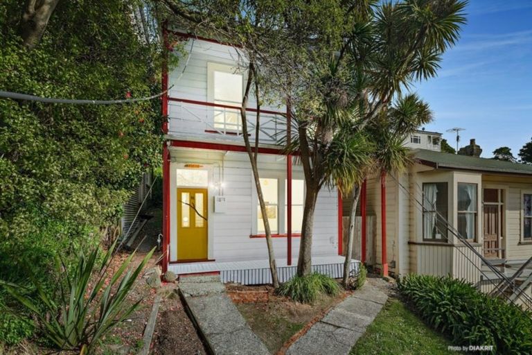 Photo of property in 94 Rolleston Street, Mount Cook, Wellington, 6021