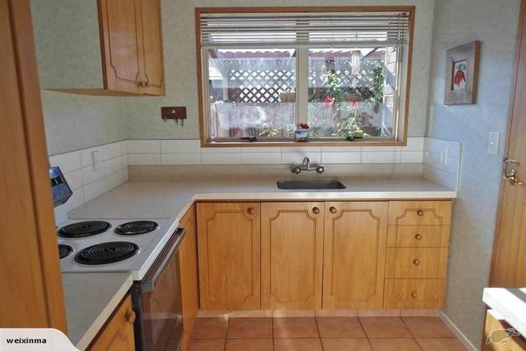 Photo of property in 2/8 Peverel Street, Riccarton, Christchurch, 8011