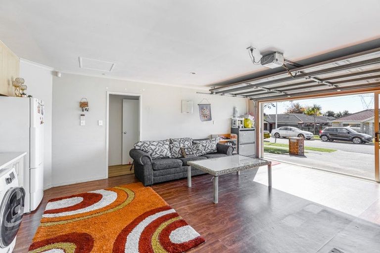 Photo of property in 25 Carrick Glen Avenue, Flat Bush, Auckland, 2019