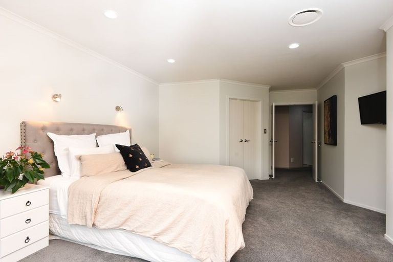 Photo of property in 210 Leger Grove, Te Awamutu, 3875