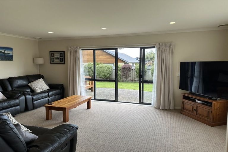 Photo of property in 7 Ludlam Way, Otaki, 5512