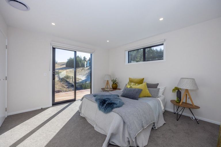 Photo of property in 60 Kirimoko Crescent, Wanaka, 9305