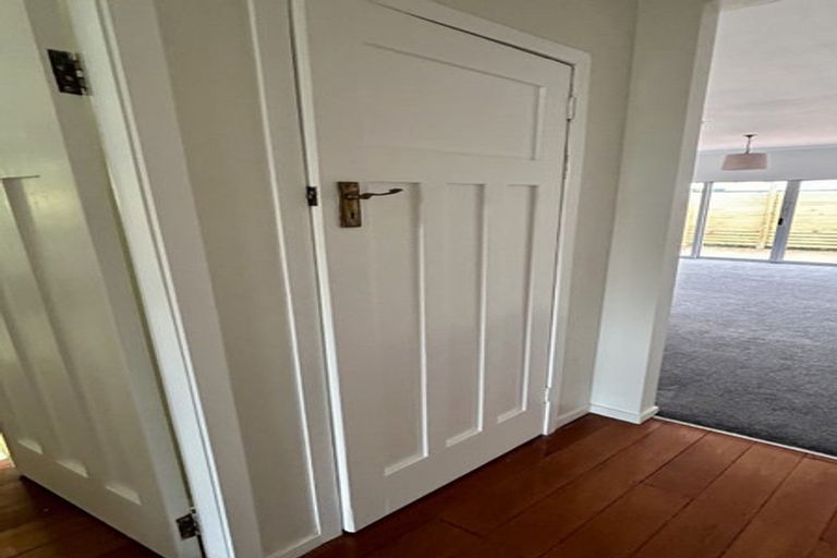 Photo of property in 27 Ava Street, Petone, Lower Hutt, 5012