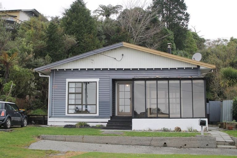 Photo of property in 3 Sturge Street, Cobden, Greymouth, 7802