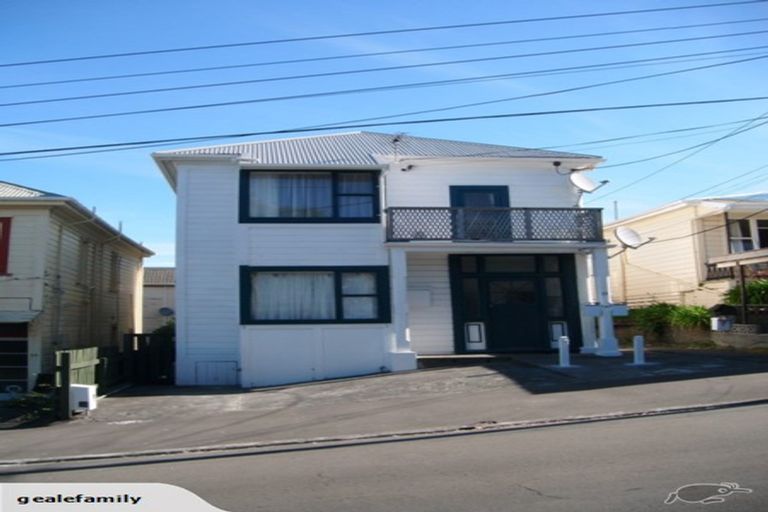 Photo of property in 2/17 Hall Street, Newtown, Wellington, 6021