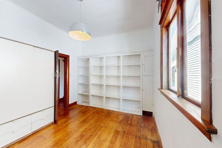 Photo of property in 2 Hataitai Road, Hataitai, Wellington, 6021