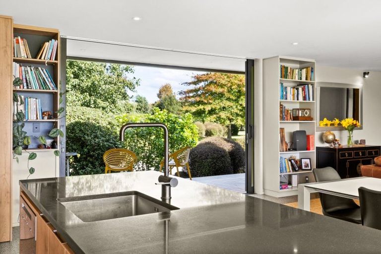 Photo of property in 91 Basil Road, Meeanee, Napier, 4112