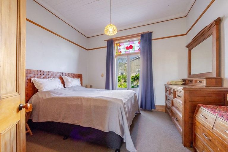 Photo of property in 83 Meeanee Road, Taradale, Napier, 4112