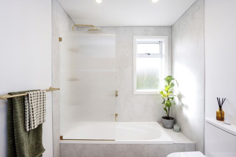 Photo of property in 28 Lanark Street, Mosgiel, 9024