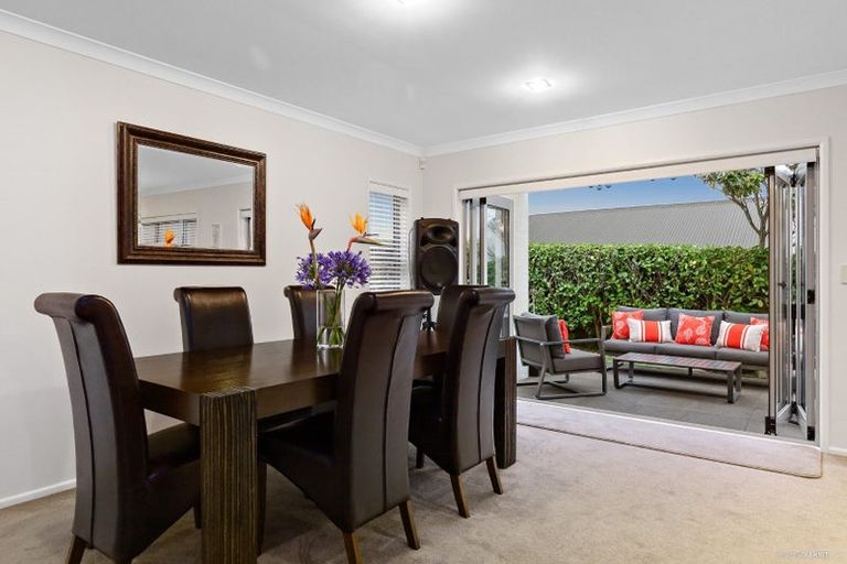 Photo of property in 15 Ridge View Crescent, Pukekohe, 2120
