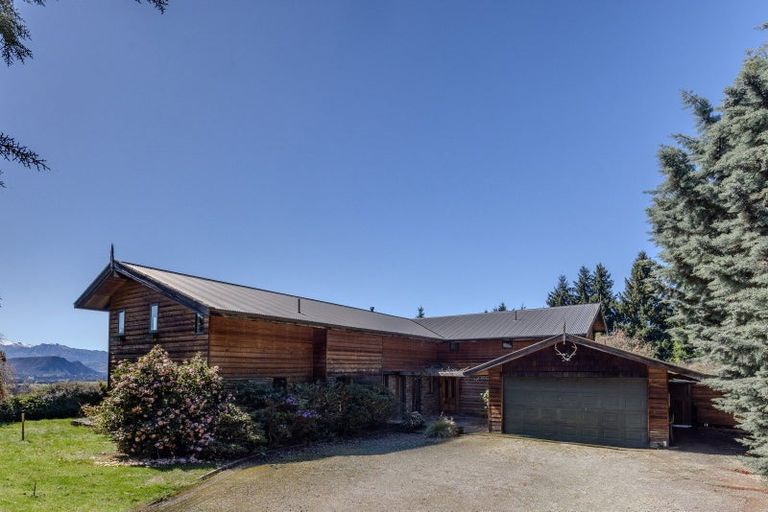 Photo of property in 711 Mount Barker Road, Wanaka, 9382