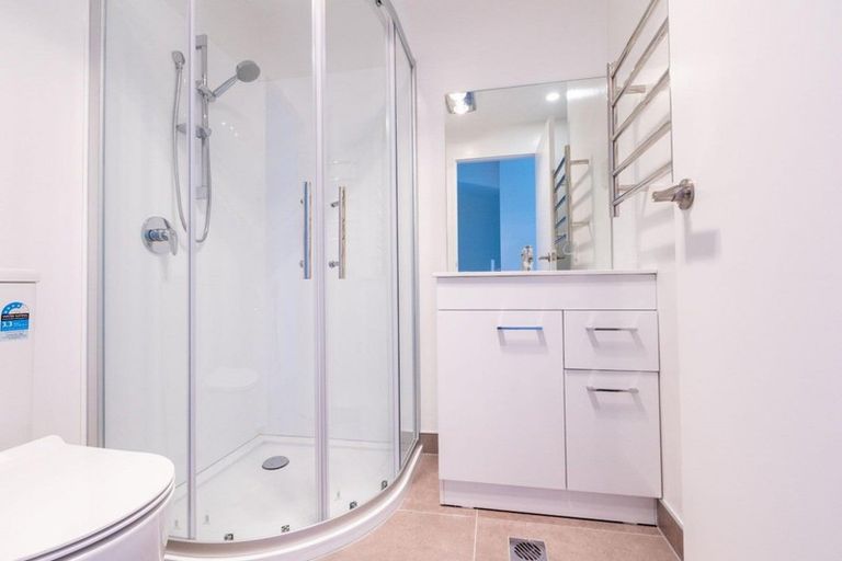 Photo of property in 3/122 Pooks Road, Ranui, Auckland, 0612