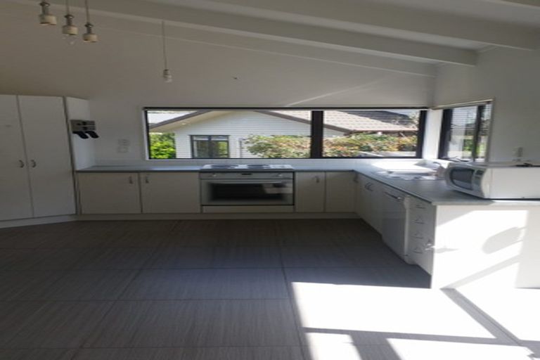 Photo of property in 32 Killarney Avenue, Torbay, Auckland, 0630