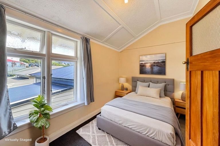 Photo of property in 17 Hankey Street, Mount Cook, Wellington, 6011