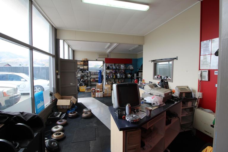 Photo of property in 1 Melmore Terrace, Cromwell, 9310