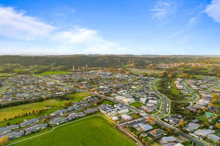 Photo of property in 68 Tapu Road, Huapai, Kumeu, 0810