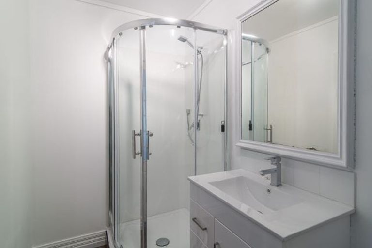 Photo of property in 219u1 The Terrace, Wellington Central, Wellington, 6011