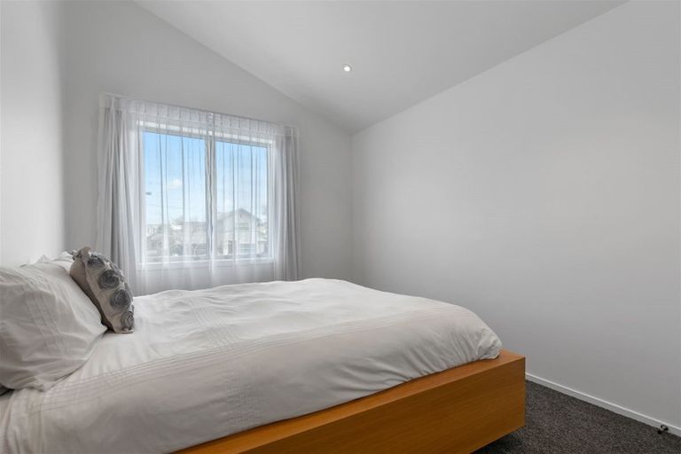 Photo of property in 58u2 Herbert Road, Queenwood, Hamilton, 3210