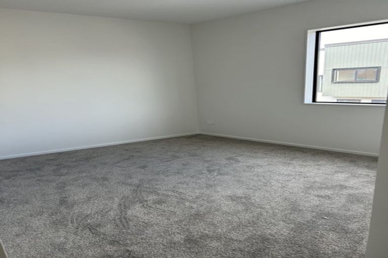 Photo of property in 2 Camp X Place, Whenuapai, Auckland, 0618
