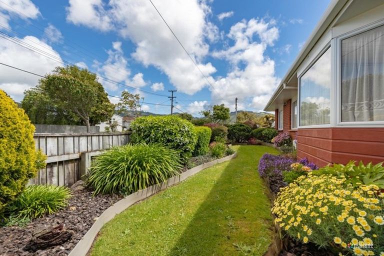 Photo of property in 51 Mchardie Street, Trentham, Upper Hutt, 5018
