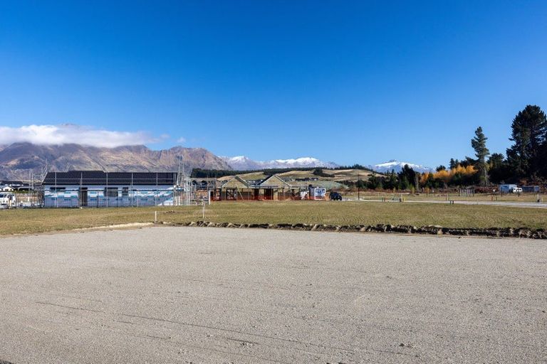 Photo of property in Joe Brown Drive, Albert Town, Wanaka, 9305