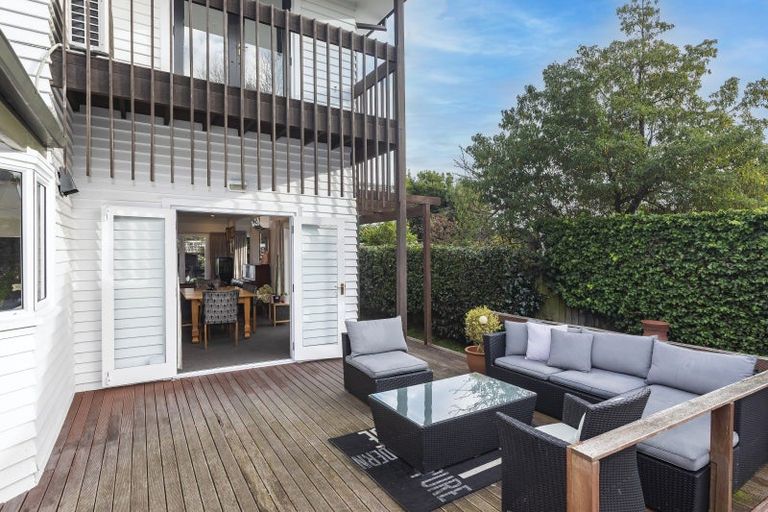 Photo of property in 36 Jacksons Road, Lyttelton, 8082