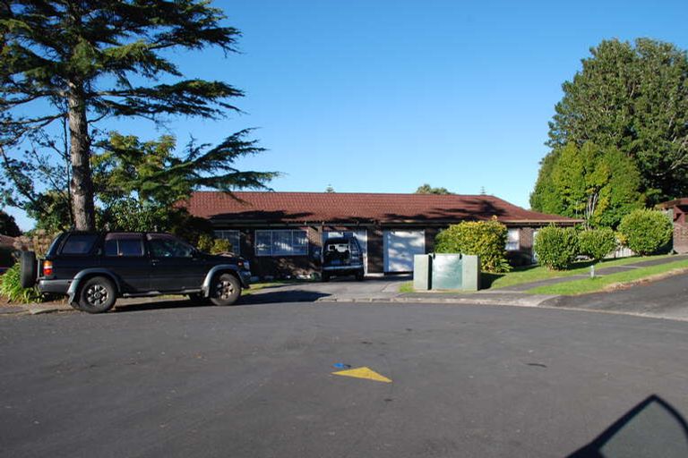 Photo of property in 1/10 Pamela Place, New Lynn, Auckland, 0600