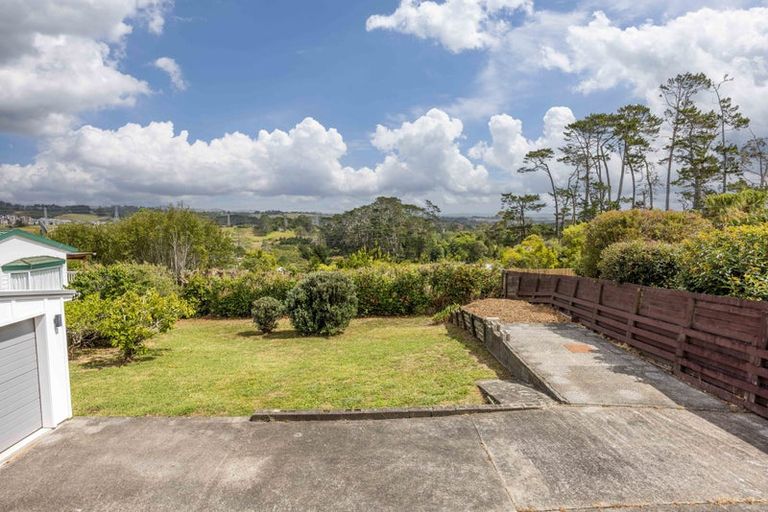 Photo of property in 454 Don Buck Road, Massey, Auckland, 0614