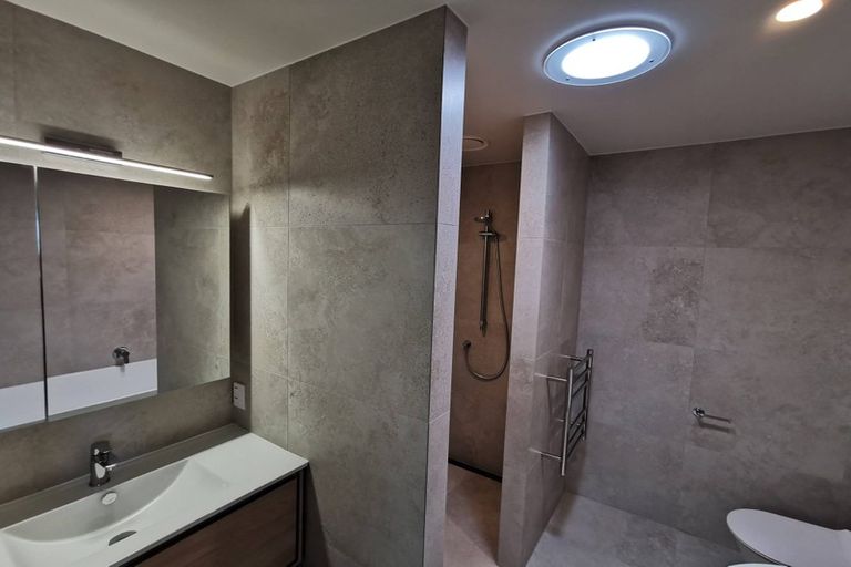 Photo of property in 15 Gunn Way, Hobsonville, Auckland, 0616