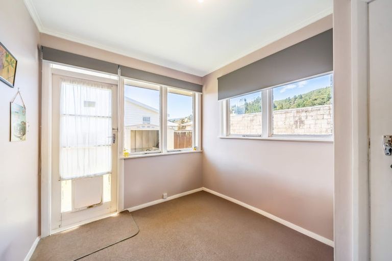 Photo of property in 63 Wilford Street, Wallaceville, Upper Hutt, 5018