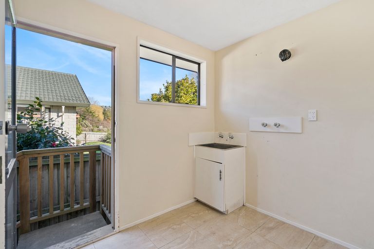 Photo of property in 60 Palatine Terrace, Saint Martins, Christchurch, 8022