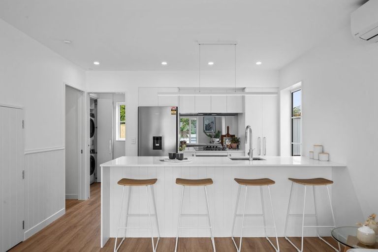 Photo of property in 6 Ensors Road, Opawa, Christchurch, 8023