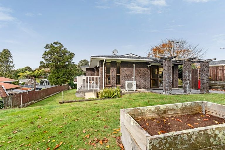Photo of property in 17 Pukekohatu Street, Waitara, 4320
