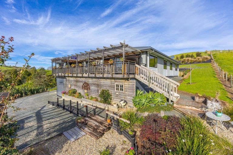 Photo of property in 16 Bennett Street, Port Albert, Wellsford, 0973