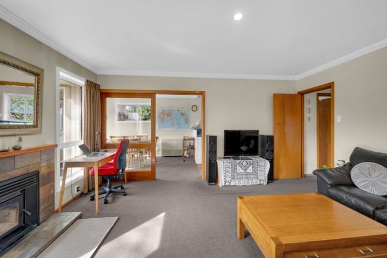 Photo of property in 32 Coniston Avenue, Ilam, Christchurch, 8041