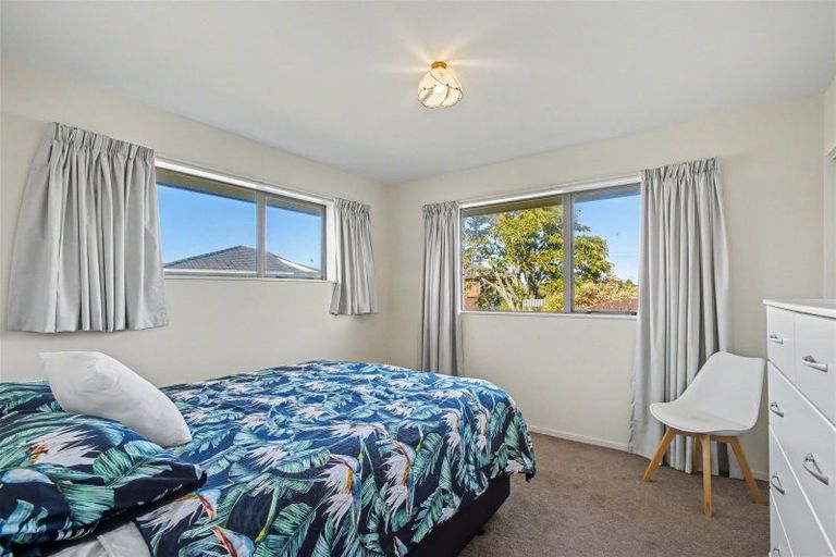 Photo of property in 1 Rochfort Place, Westport, 7825