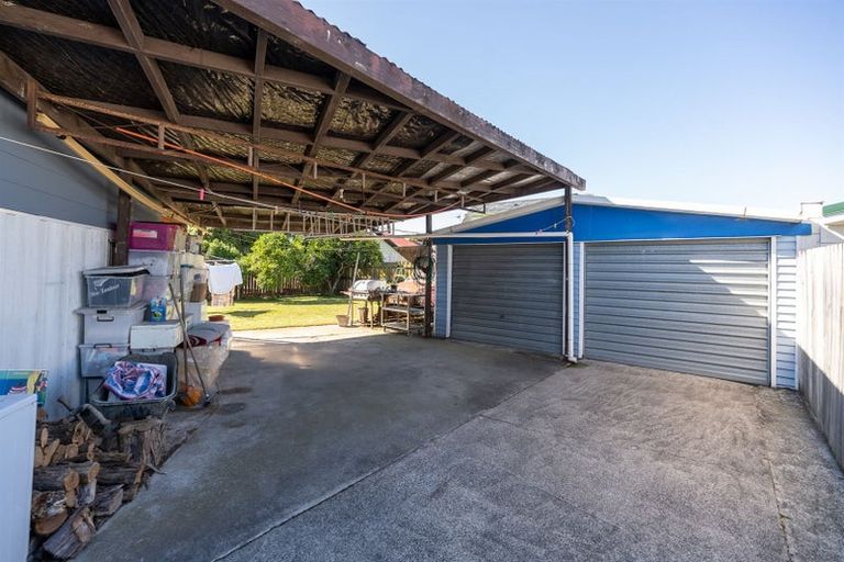 Photo of property in 52 Mears Road, St Andrews, Hamilton, 3200