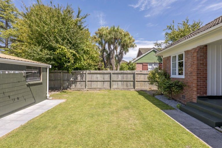 Photo of property in 21 Rudleigh Avenue, Upper Riccarton, Christchurch, 8041